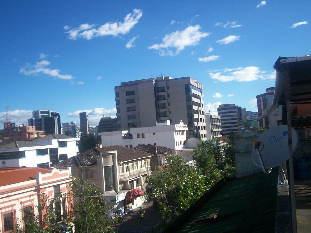 Hotel Bonaventure Quito Ruang foto
